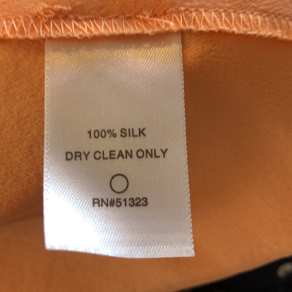 Tura by Vince Camuto peach silk button up blouse S - Picture 6 of 6